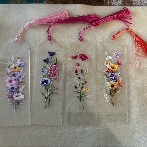 Other - Floral Transparent Bookmarks with Tassels, handmade set of 4